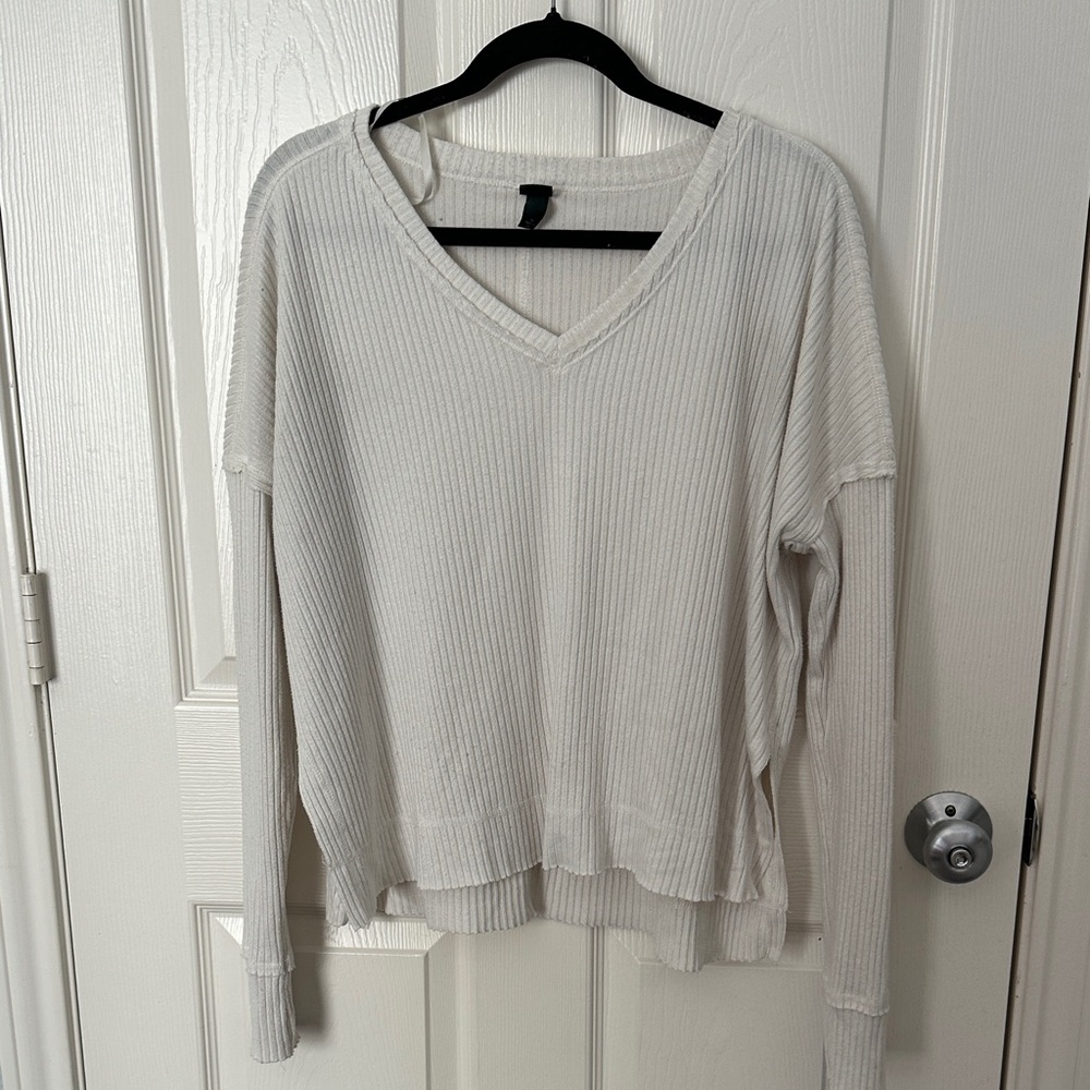 White V-Neck Ribbed Sweater